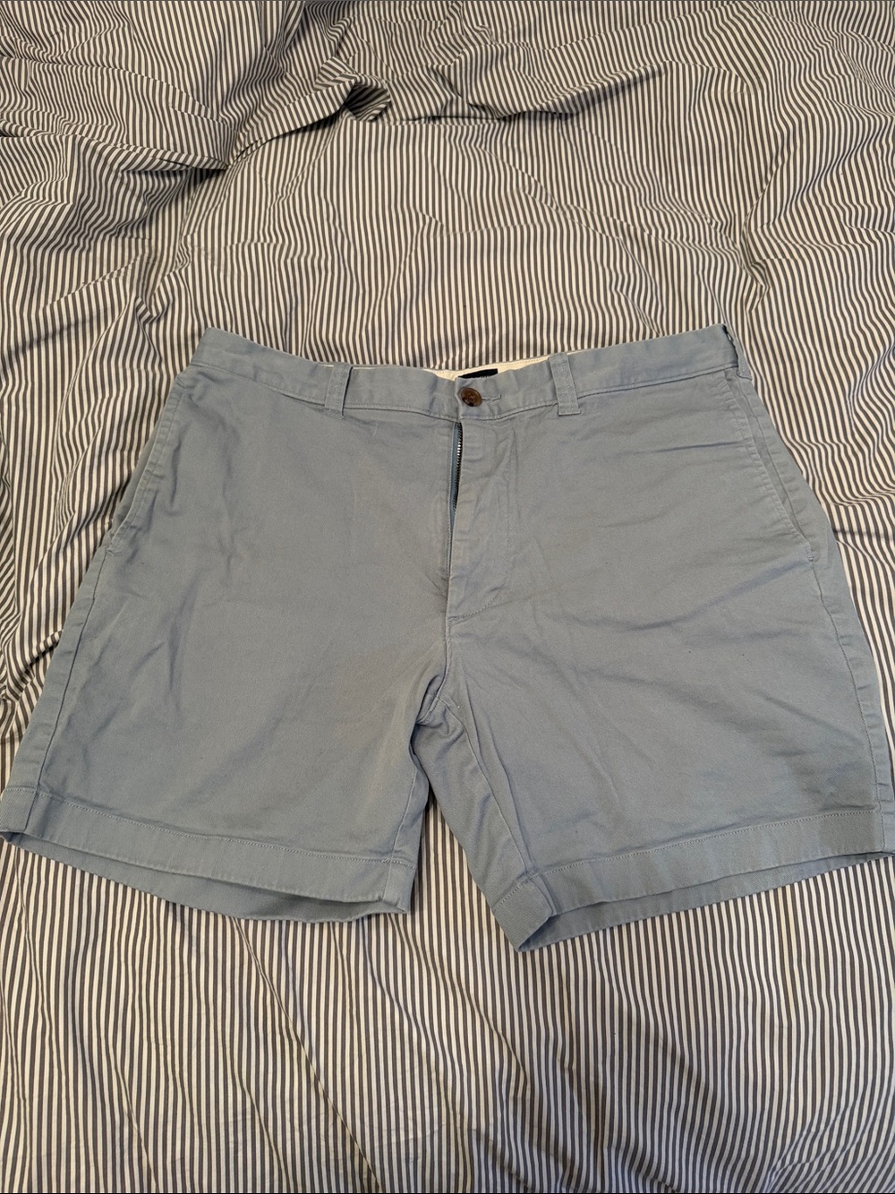 J Crew Light Blue Men’s Chino Shorts 7” Inseam 35 Waist